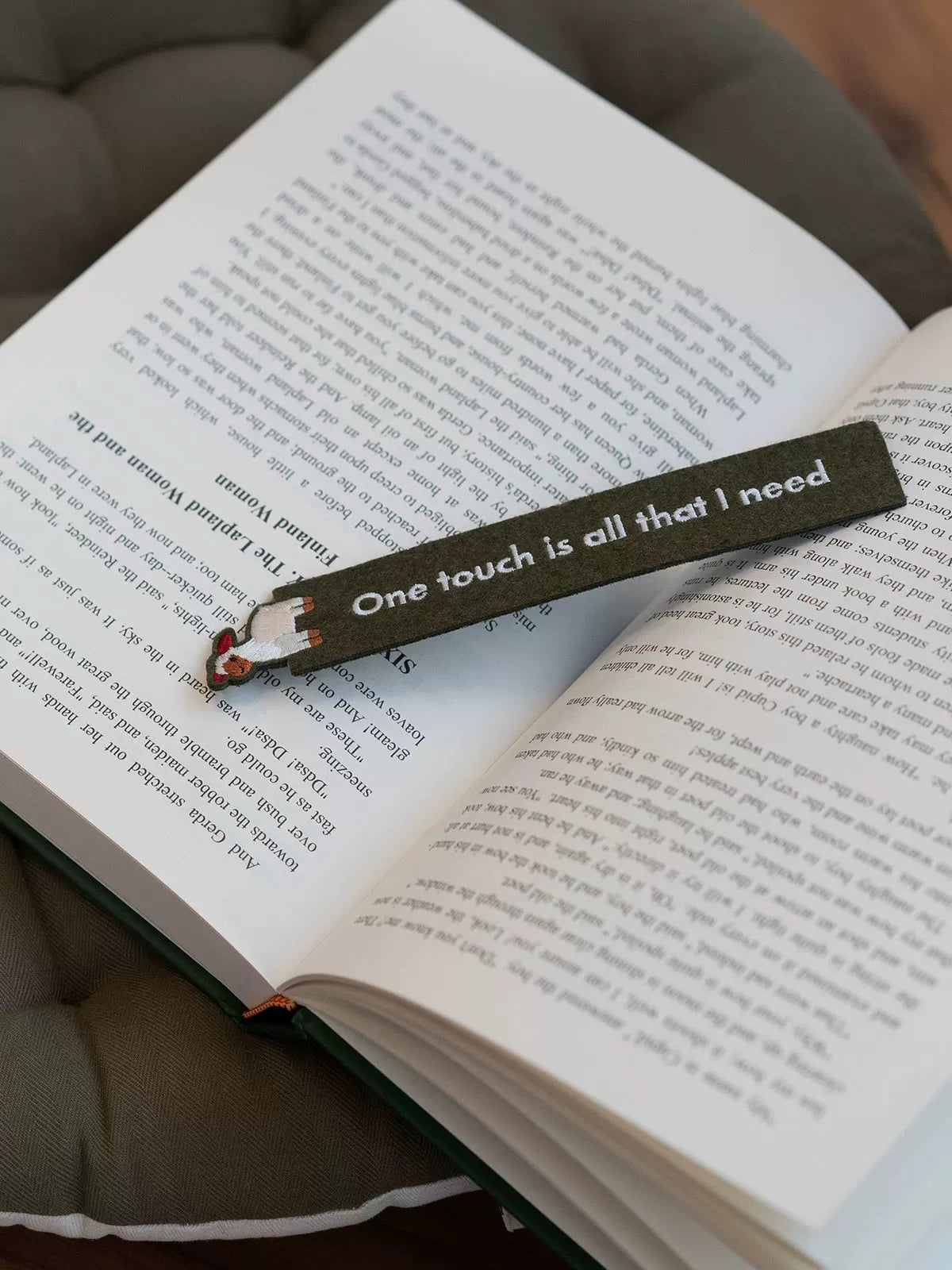 Embroidered bookmark/original design felt fabric bookmark