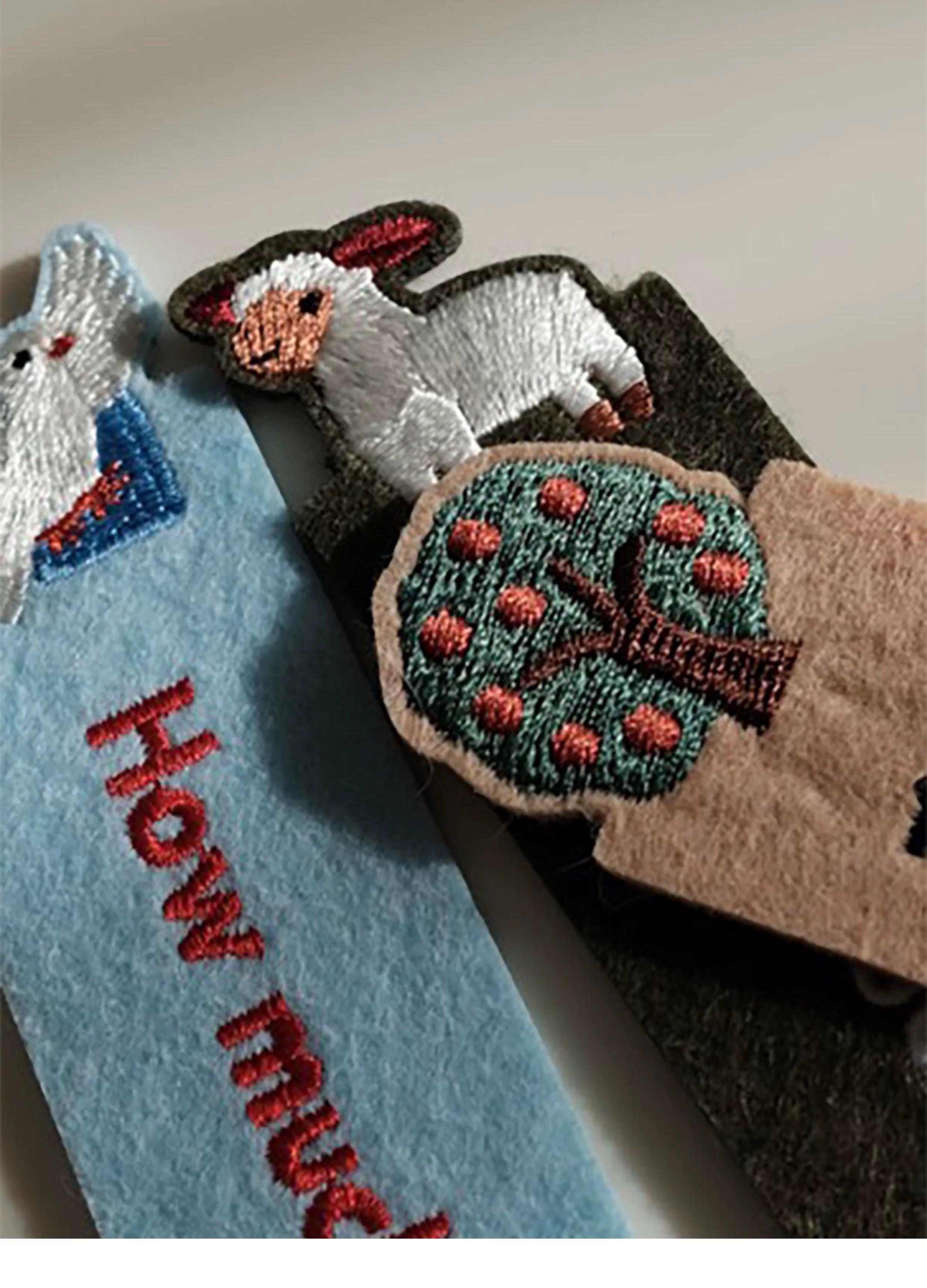 Embroidered bookmark/original design felt fabric bookmark