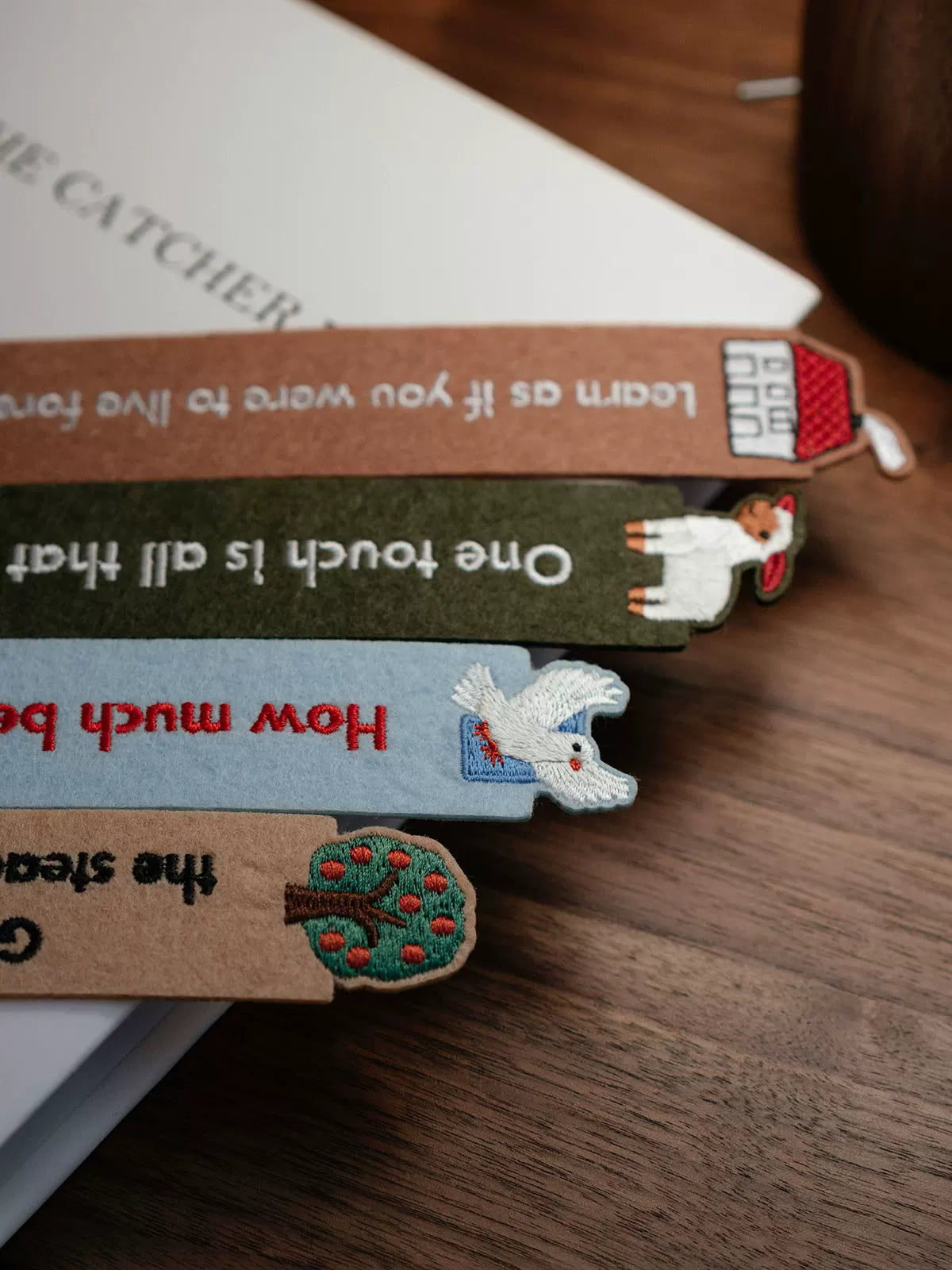 Embroidered bookmark/original design felt fabric bookmark