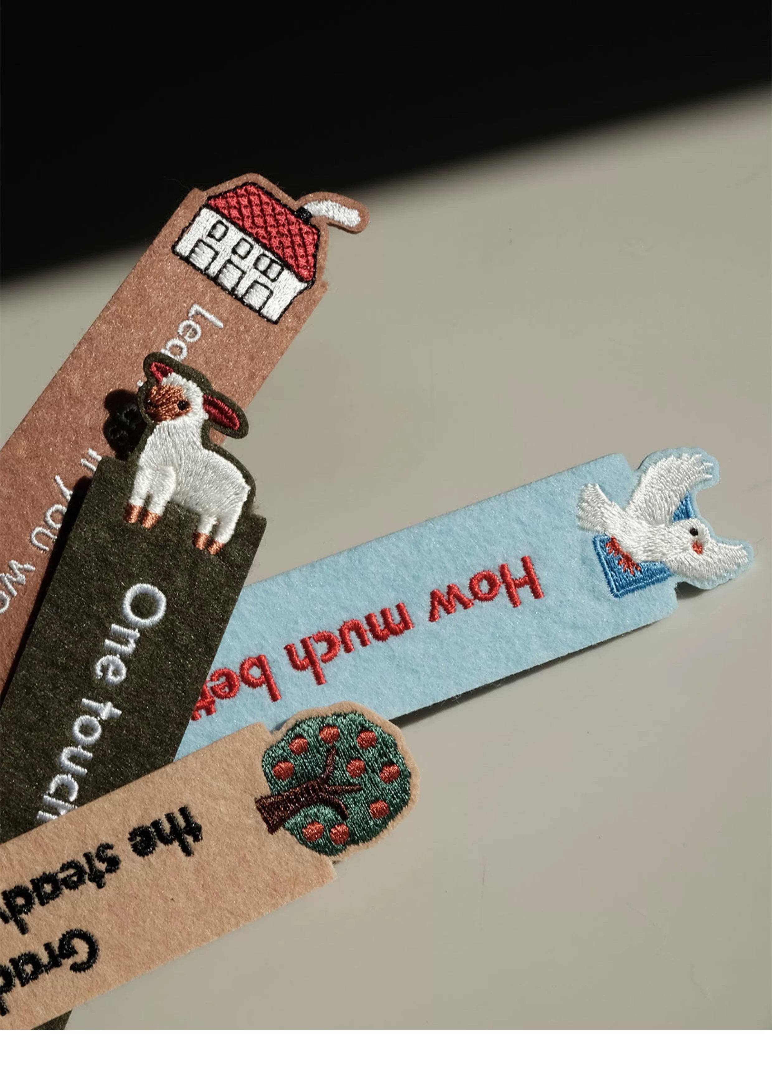 Embroidered bookmark/original design felt fabric bookmark